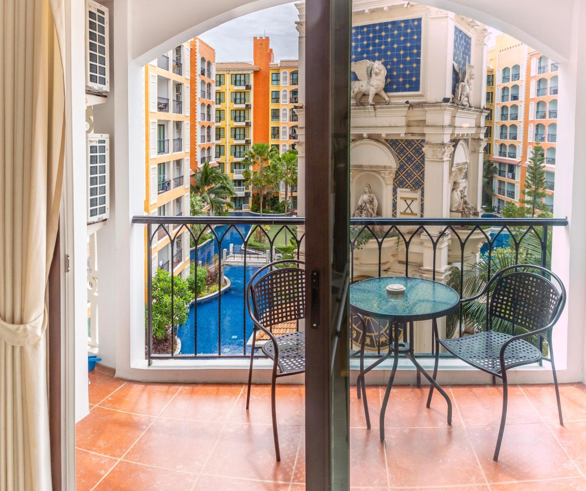 Venetian Residence Jomtien Beach Eksteriør billede